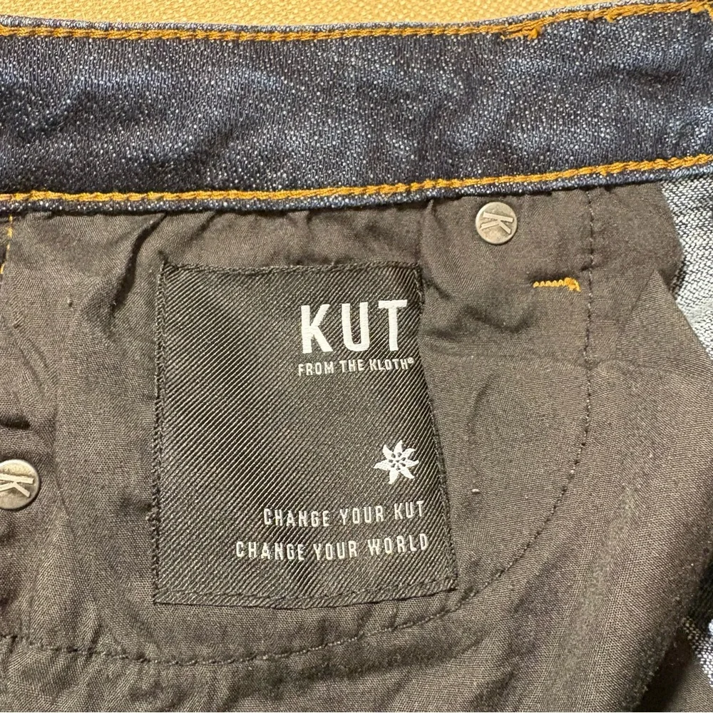 Kut from the Kloth Dark Blue Amy Crop Jeans Size 6 - Picture 5 of 7